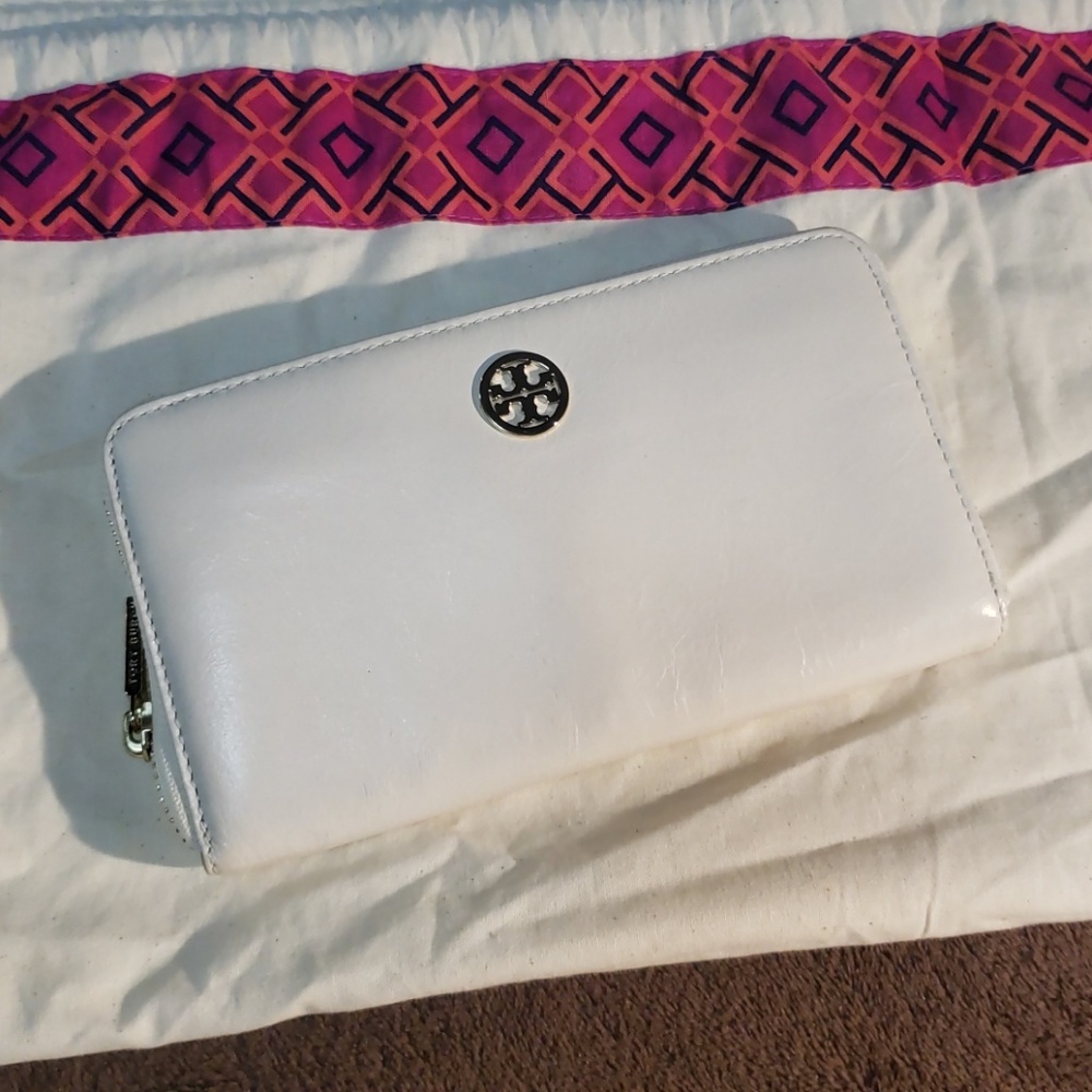 Tory Burch Wallet